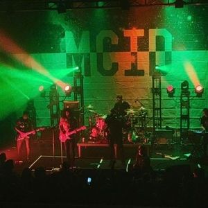 Meet your Posher, Dushane